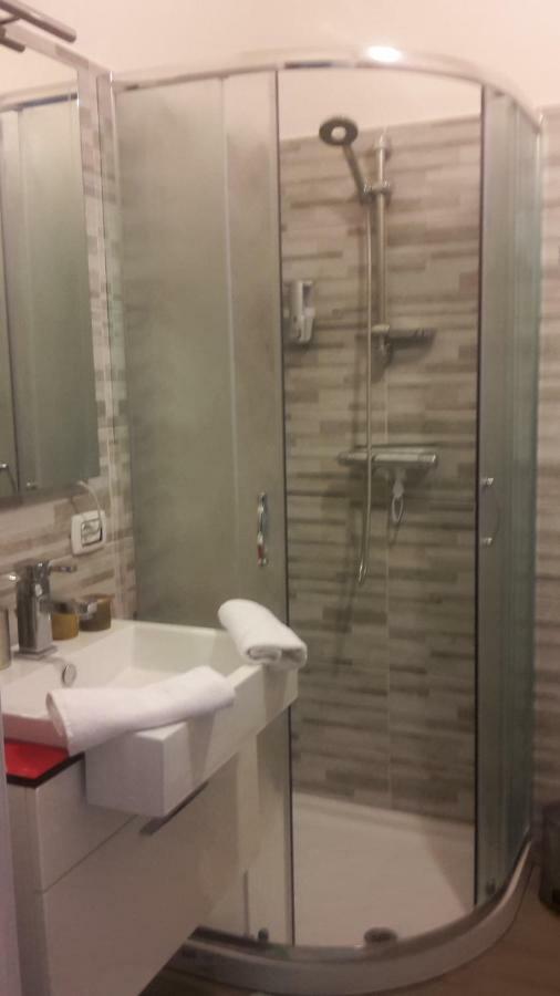 Appartamento Lido 'With Parking Space Included' Toscolano Maderno Zewnętrze zdjęcie